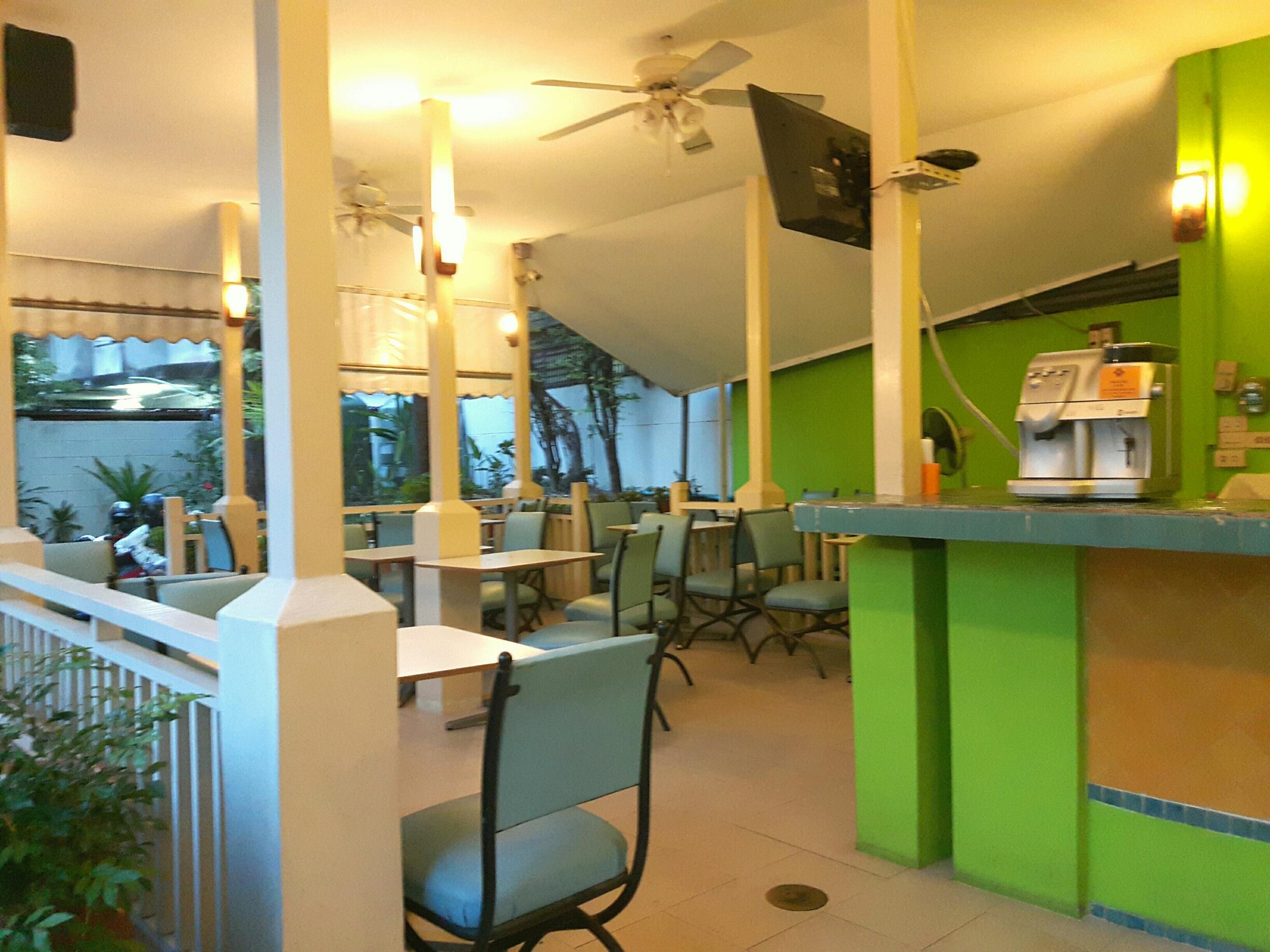 曼谷 素坤逸萨瓦斯德饭店酒店 外观 照片